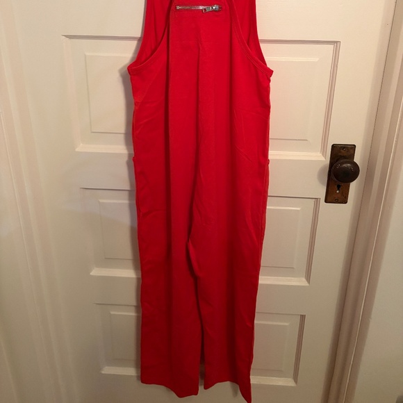 Red Jumpsuit 10-12 girls Never worn - Picture 5 of 6